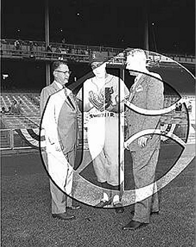 Duke Snider  with Rawlings reps at Yankee Stadium55N0221